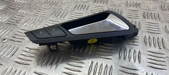 Volkswagen PASSAT B6 Front door interior handle 3C2837114