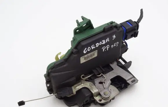 Seat Cordoba (6L) Front door lock 3B1837016BQ