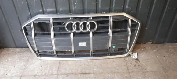 Audi A6 S6 C8 4K Front bumper upper radiator grill 4K0853651G
