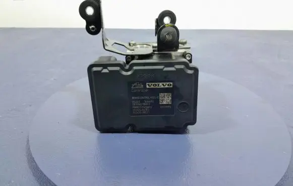Volvo XC60 ABS Pump 31423348