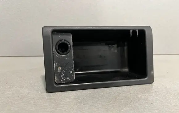 BMW 3 E46 Ashtray (rear) 8225529
