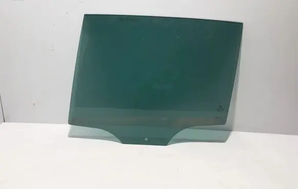 Volkswagen Golf VII Rear door window glass 5G6845025A