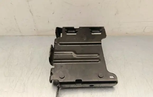 Peugeot 2008 II Engine mounting bracket 9841222480
