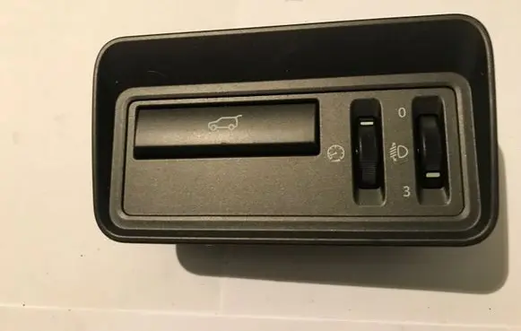 Land Rover Range Rover Evoque L538 Tailgate opening switch BJ3211654AB