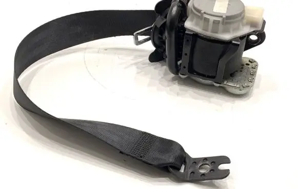 Seat Leon (5F) Front seatbelt 
