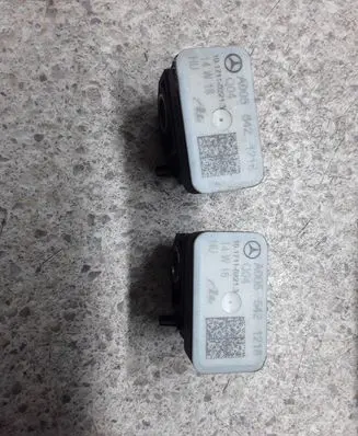 Mercedes-Benz C W204 Airbag deployment crash/impact sensor A0055421218