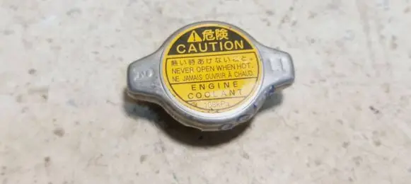 Toyota Aygo AB10 Coolant expansion tank/reservoir cap 