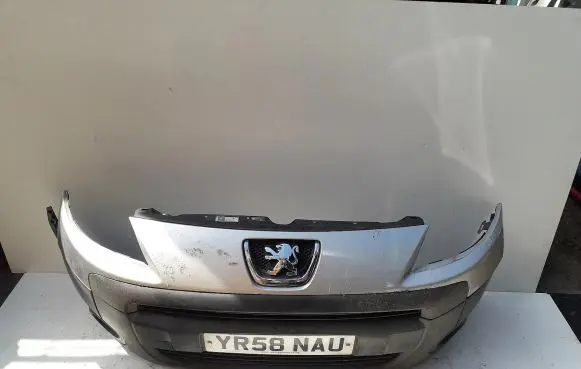 Peugeot Partner Front bumper 9682192380
