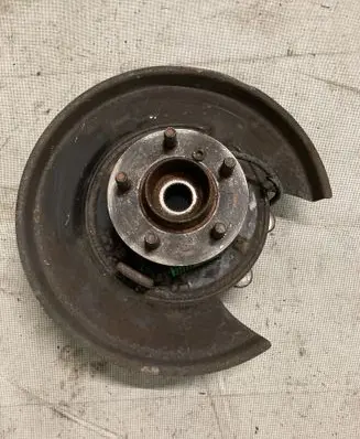Land Rover Range Rover L322 Rear wheel hub spindle/knuckle RLH000082