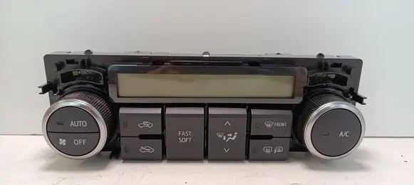 Toyota Auris E180 Air conditioner control unit module 5590002460