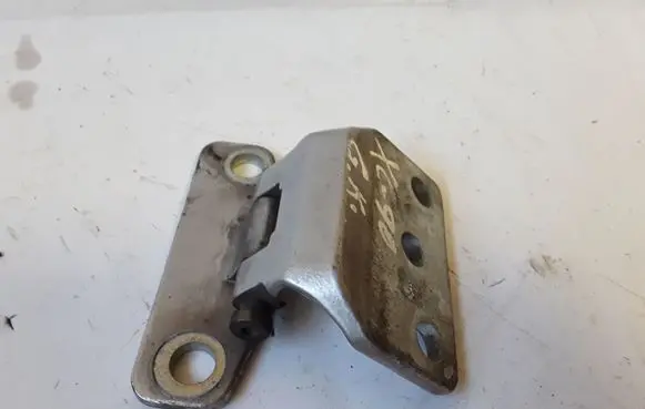 Volvo XC90 Tailgate/trunk/boot hinge 30634334