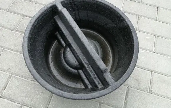 Volkswagen PASSAT B7 Spare wheel section trim 3C5863470