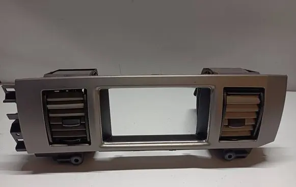 Jaguar XF Dash center air vent grill 8X2319K617AH 09DF 06619