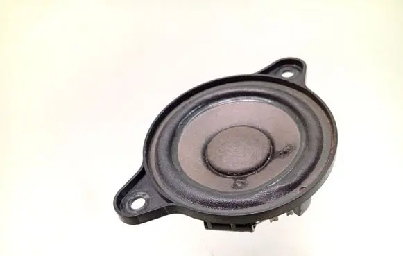 Mercedes-Benz CLS C219 Panel speaker A2118203002