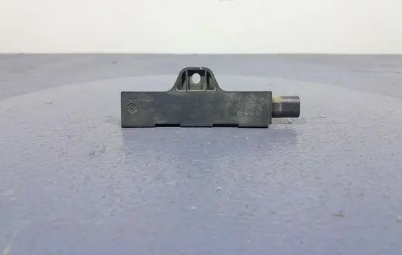 BMW X7 G07 Aerial GPS antenna 6832066