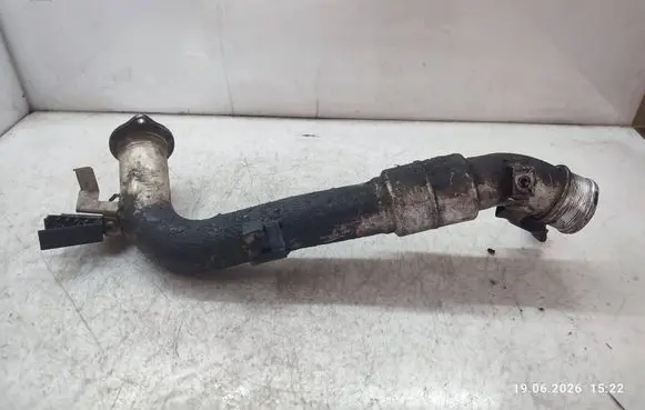 Volkswagen Amarok Air intake hose/pipe