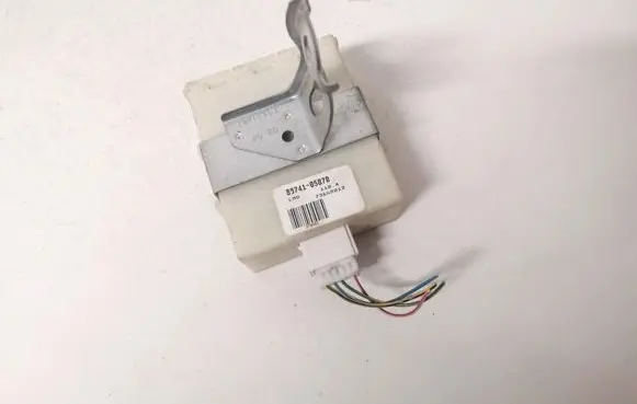 Toyota Avensis T250 Door control unit/module 8974105070 89741-05070