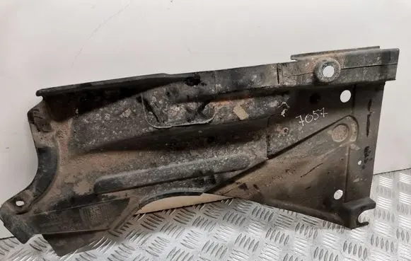 Rear underbody cover/under tray