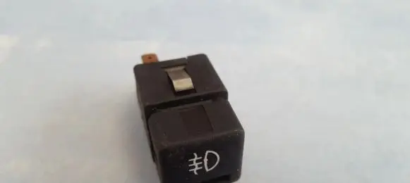 Opel Astra F Fog light switch 90228201
