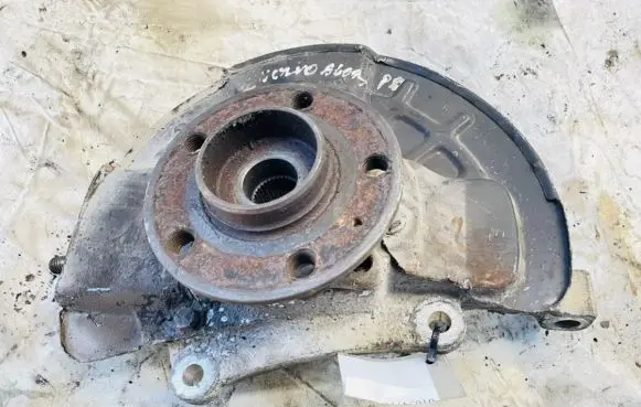 Volvo S60 Front wheel hub 9461944