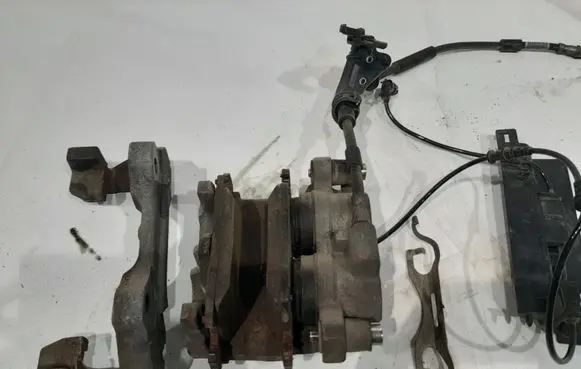 Mercedes-Benz GL X166 Front brake caliper 4896RH