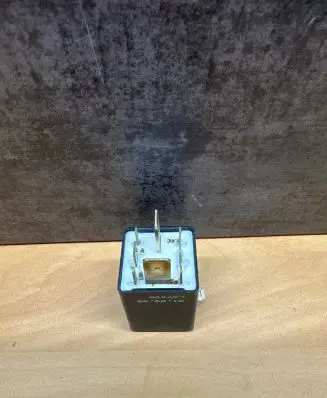Volkswagen Golf IV Other relay 1J0906383 898955000