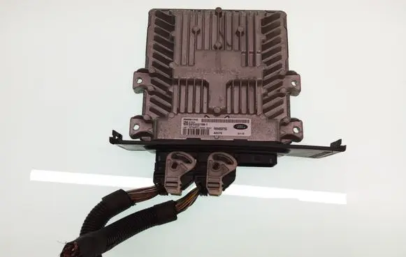 Land Rover Discovery 3 - LR3 Engine control unit/module NNN500750 5WS40278BT