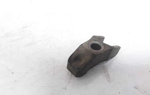 Audi 80 90 S2 B4 Fuel Injector clamp holder