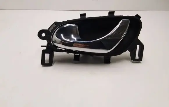 Nissan Qashqai Front door interior handle 806714EA