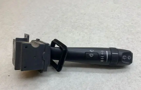 Volvo V70 Wiper control stalk 30669742 04W50D