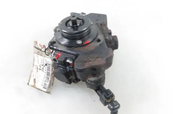 Opel Astra H Fuel injection high pressure pump 