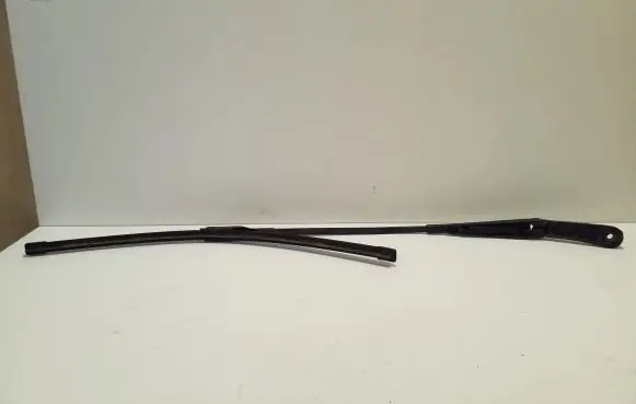 Volkswagen Transporter - Caravelle T5 Front wiper blade arm 7E2955409B