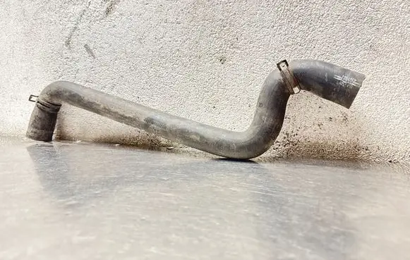 Saab 95 - 96 Engine coolant pipe/hose 4397501