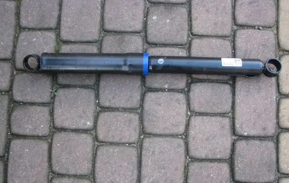 Toyota Hilux (AN120, AN130) Rear shock absorber/damper 485410K230B