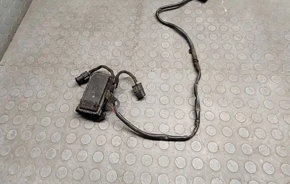 Coolant fan relay