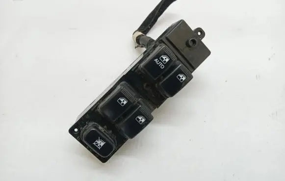 KIA Rio Electric window control switch 621W10070