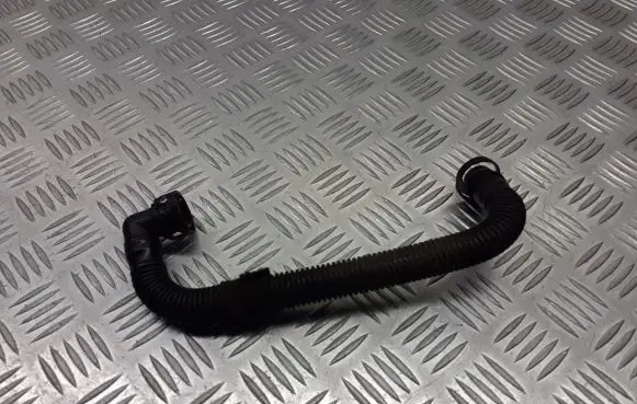 Skoda Octavia Mk1 (1U) Breather hose/pipe 