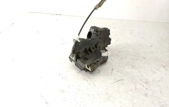 BMW 3 E46 Front door lock