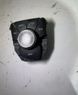 Opel Insignia A Head unit multimedia control 13310066