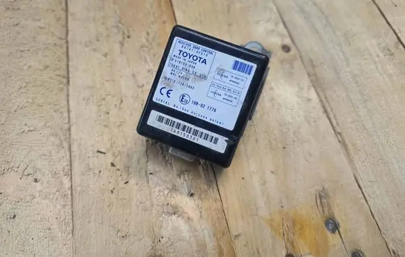 Toyota Corolla E140 E150 Door control unit/module 897410F010