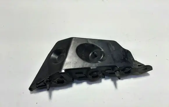 Ford C-MAX II Front bumper mounting bracket AM5117D959A