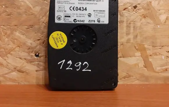 Mercedes-Benz E W211 Bluetooth control unit module 0516735 1292