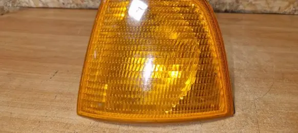 Audi 80 90 B3 Front indicator light 893953049