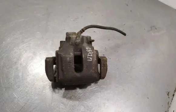 BMW X5 E53 Front brake caliper