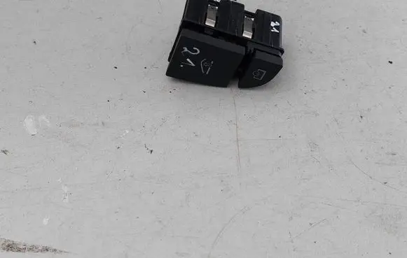 Audi A6 S6 C6 4F Glove box opening button 4F1927227B