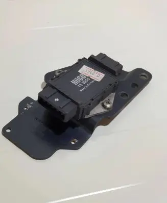 Audi A8 S8 D2 4D Ignition amplifier control unit 4D0905357B 138055