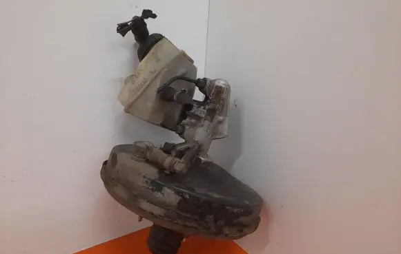 Nissan Kubistar Brake booster 0204021122