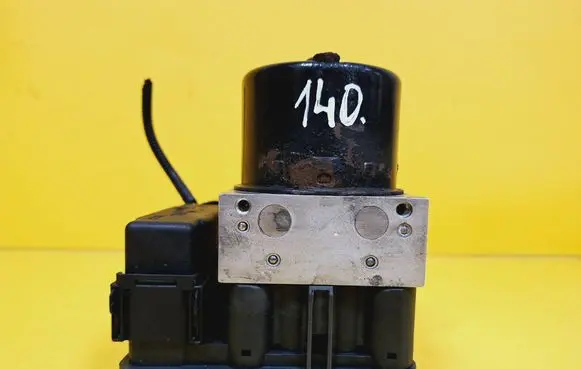 Volkswagen Golf IV ABS Pump 1C0907379E
