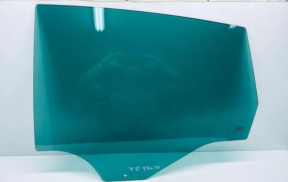 Seat Altea Rear door window glass 5P0845025A