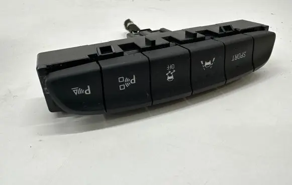 Opel Astra K A set of switches 39028755